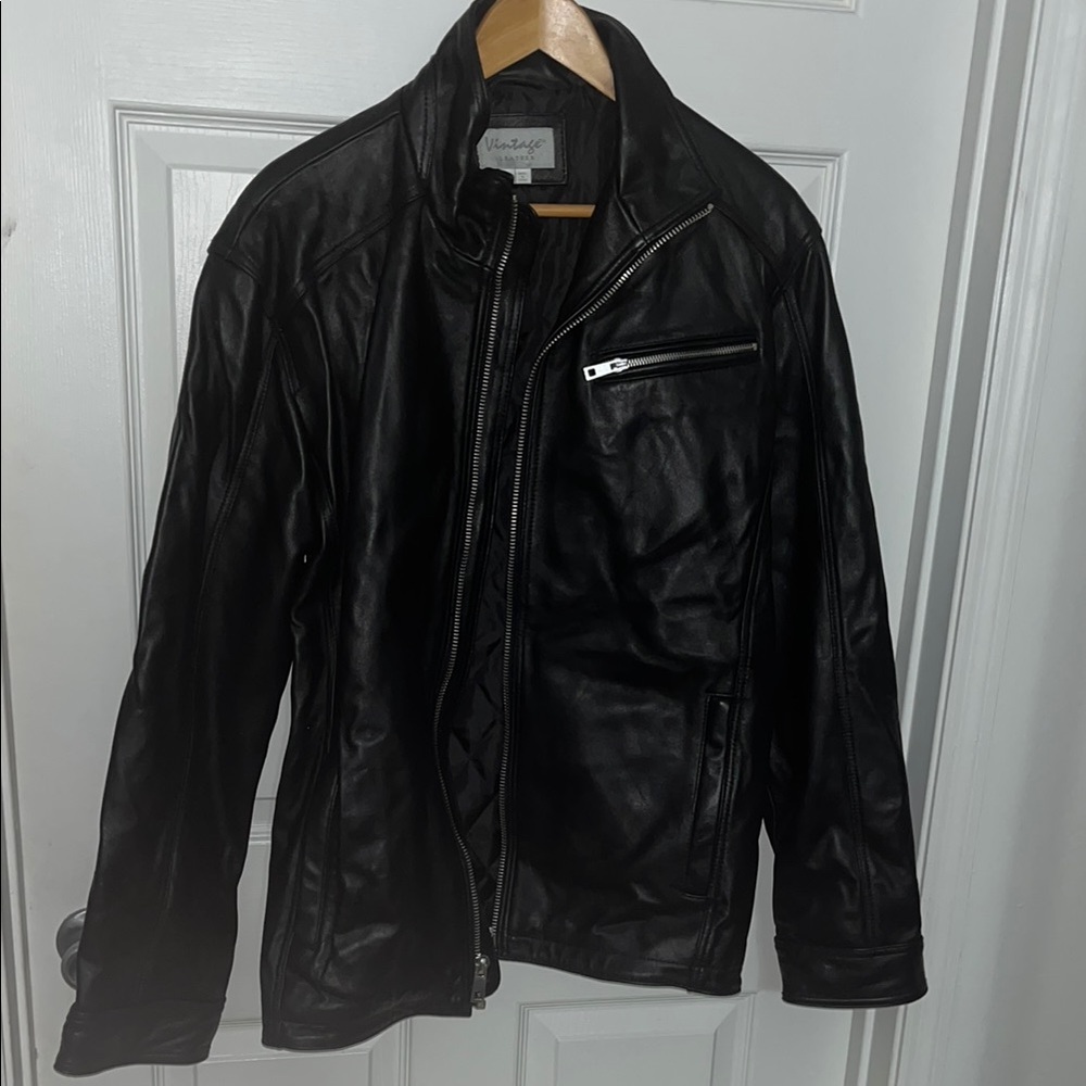 Men's Classic Black Leather Jacket